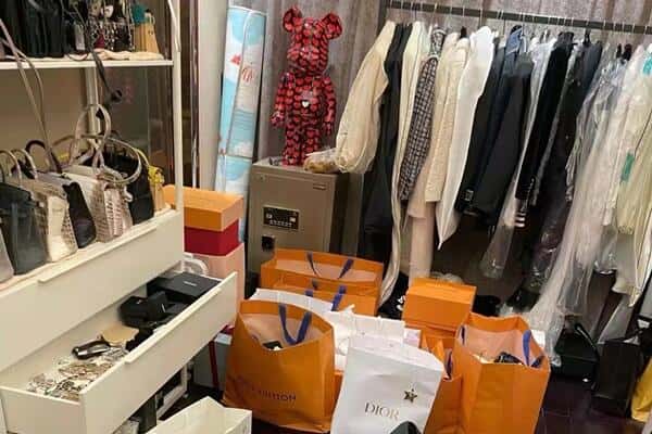 来宾市兴宾回收一线品牌衣服